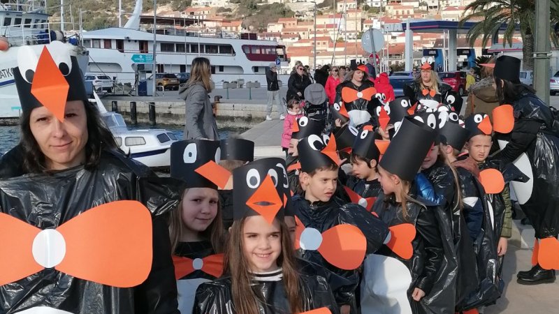 Vrtićarci u povorci na Pokladni utorak
