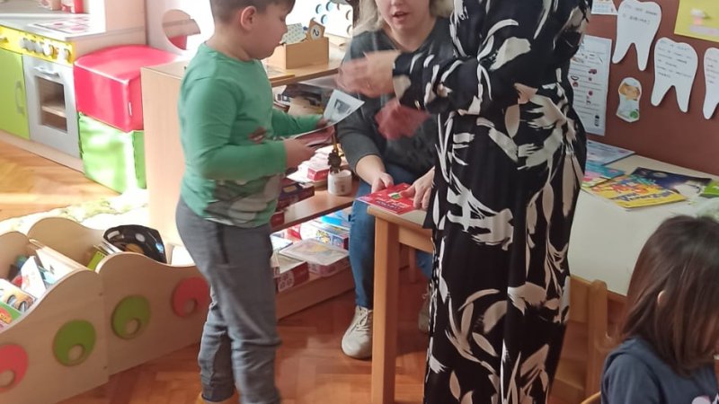 Posjet zubarice Nikoline