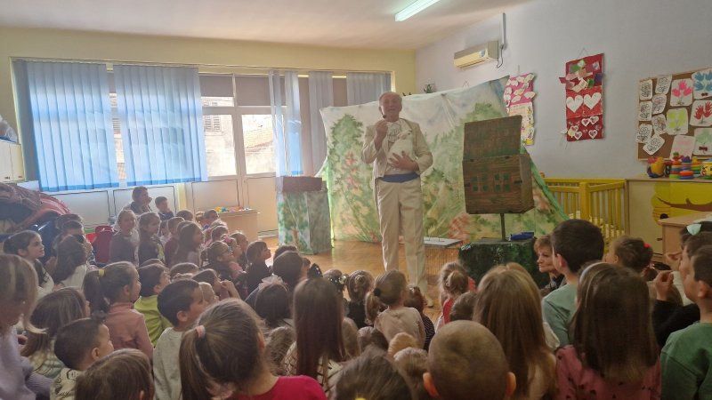 Predstava "Zlatno jaje"